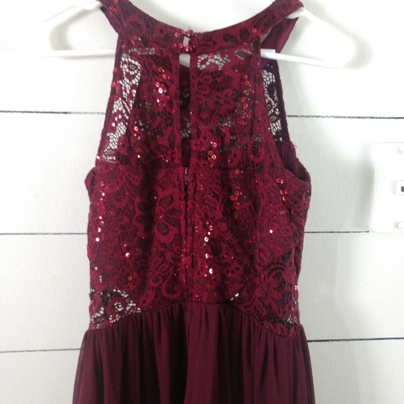 BCX formal Dress maroon sequin halter prom formal homecoming dance Size 3 - Picture 9 of 12